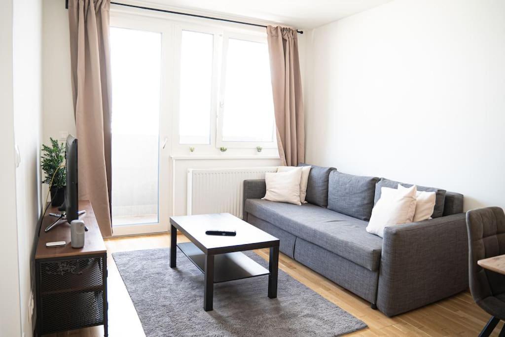 Bright & Modern - Balcony - Apartment Vienna Exterior photo